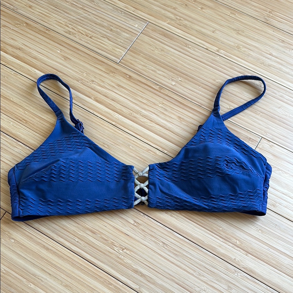 Aerie Blue Textured Women's Scoop Bikini Top